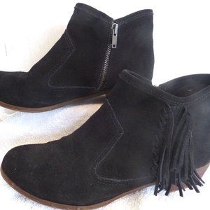 11 Minnetonka Blake Black Leather Suede Ankle Boot